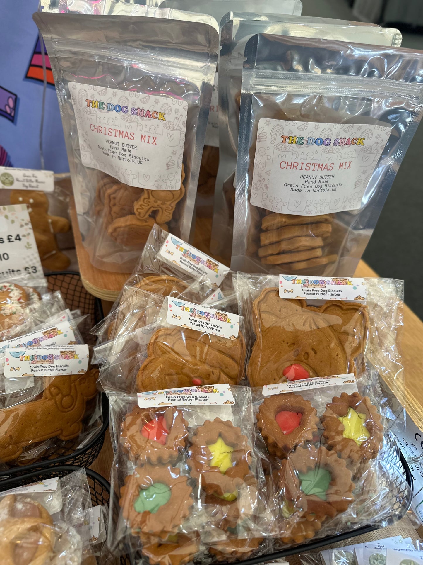 Pk 3 Christmas Mini Jammy Dodgers Grainfree Dog Biscuit