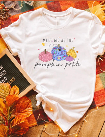 SALE!! T-Shirt - Meet me at the Pumpkin Patch
